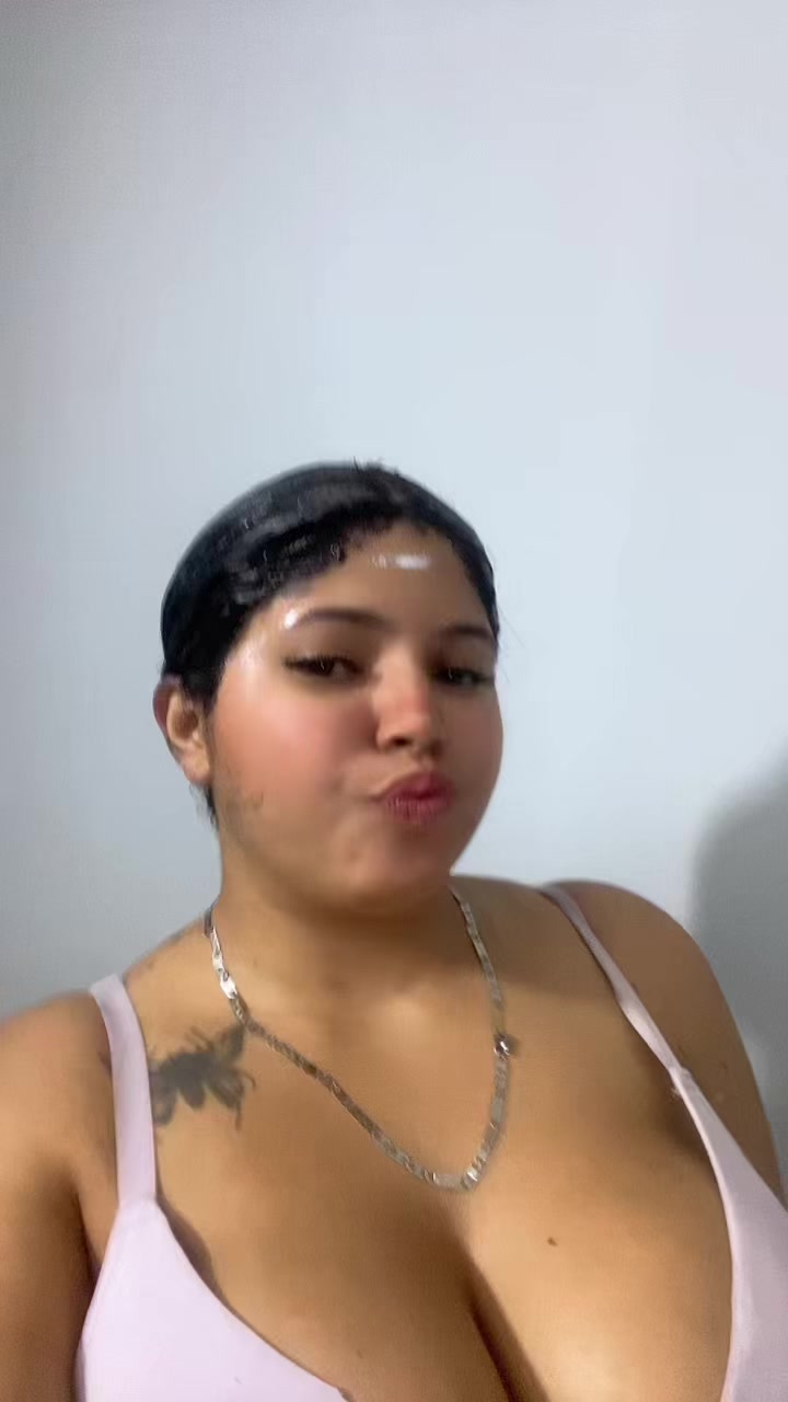 @Alexa🖤.