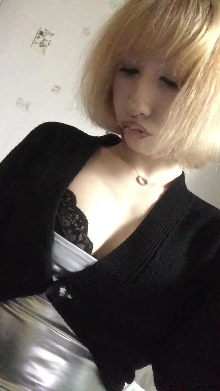 @тгк: лоли подхалимка
