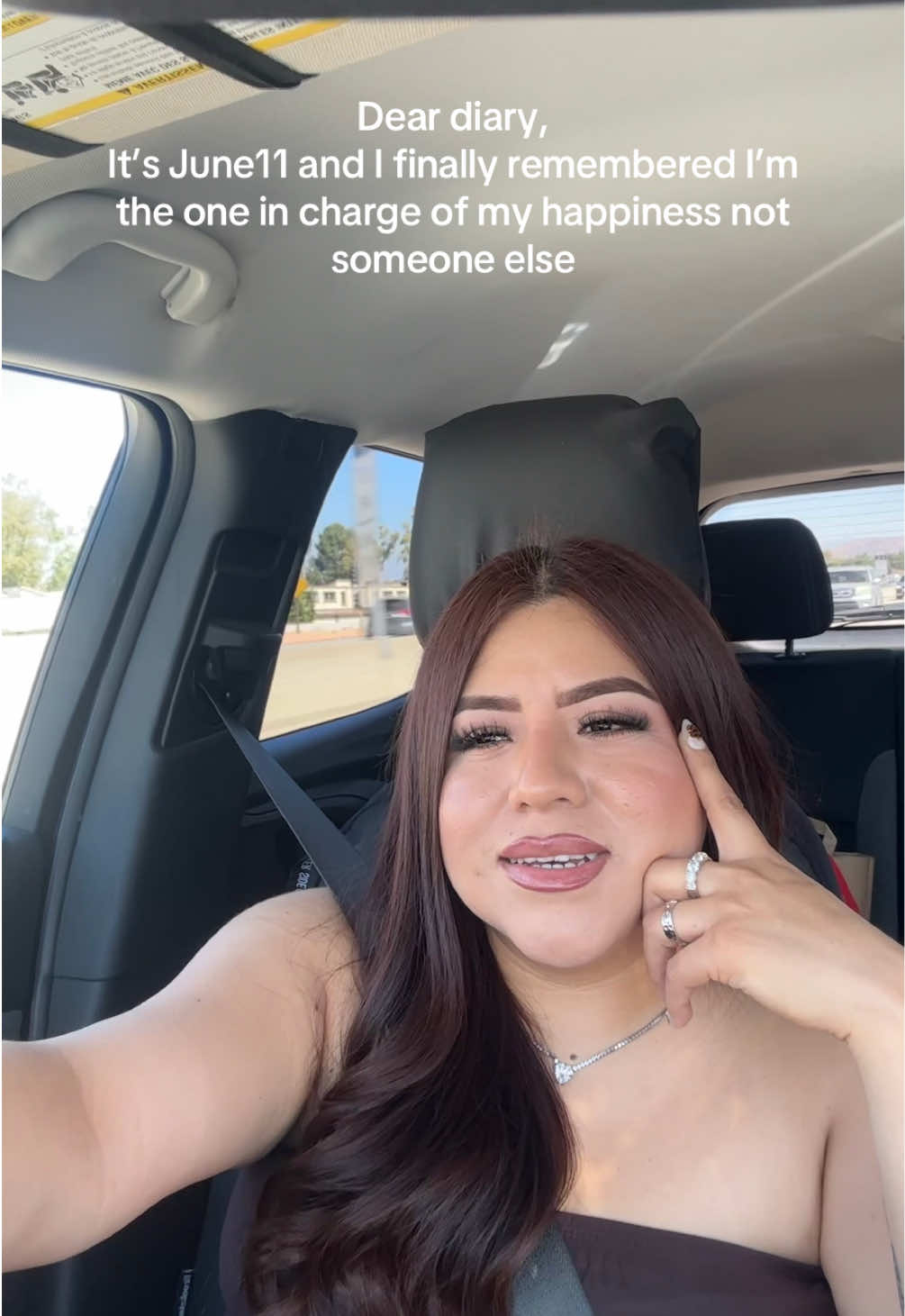@Laura Sarahí