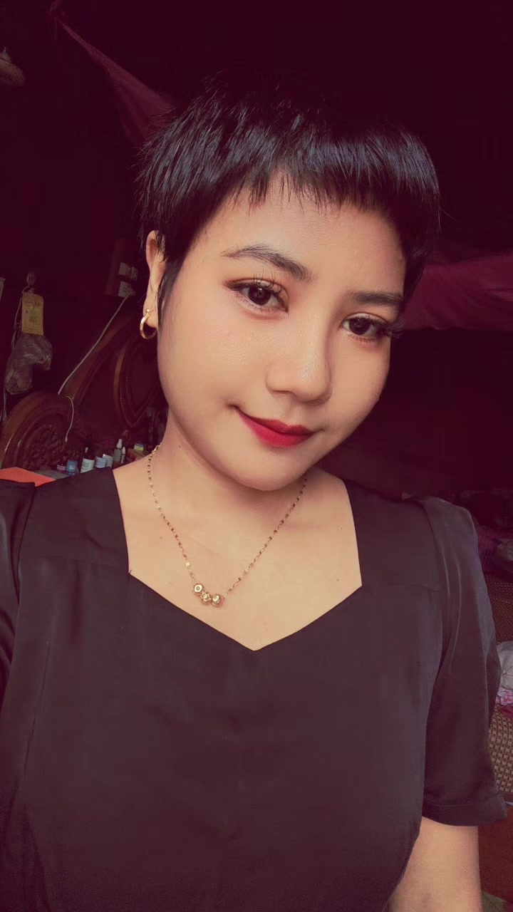 @Ahtun(ပခုက္ကူသူပါရှင့်)