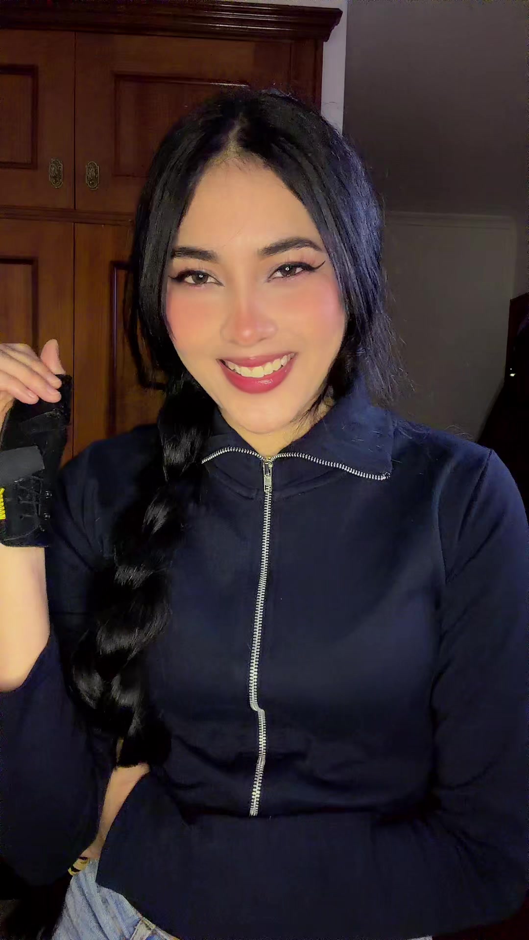 @Adrii✨