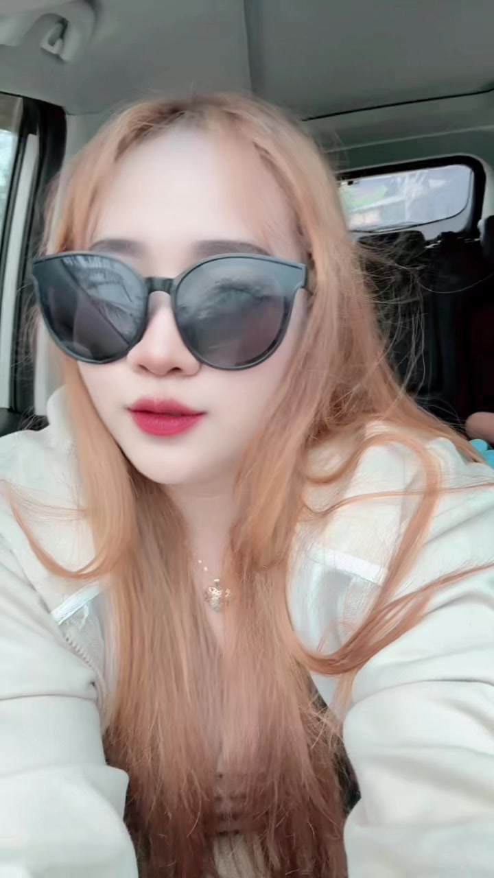 @BOSS MUDA CANTIK ♛