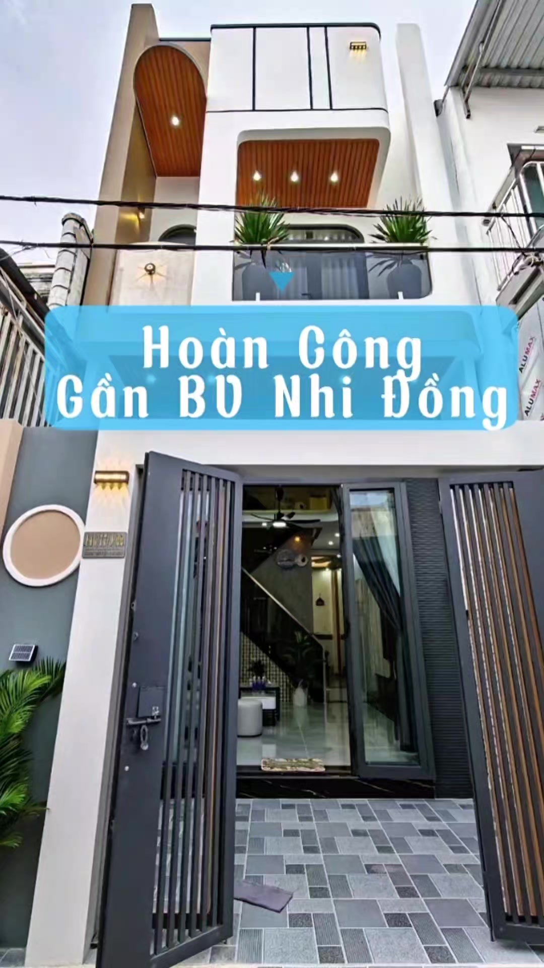 @Ơ K&igrave;a Tờ R&iacute;