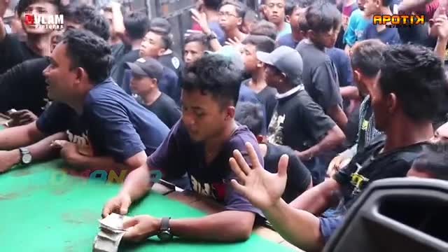 @wiwing APOTIK