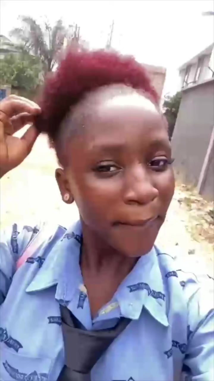 @𝒞𝓁𝒶𝓇𝒶😻