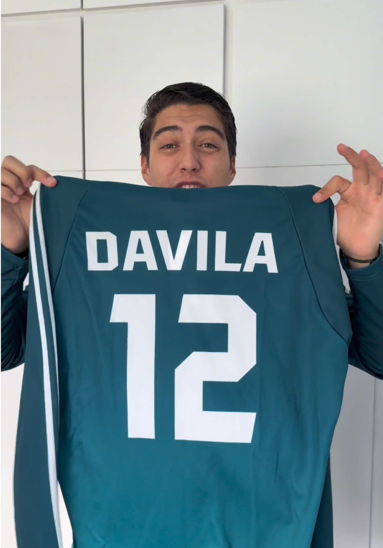 @Vicente Davila