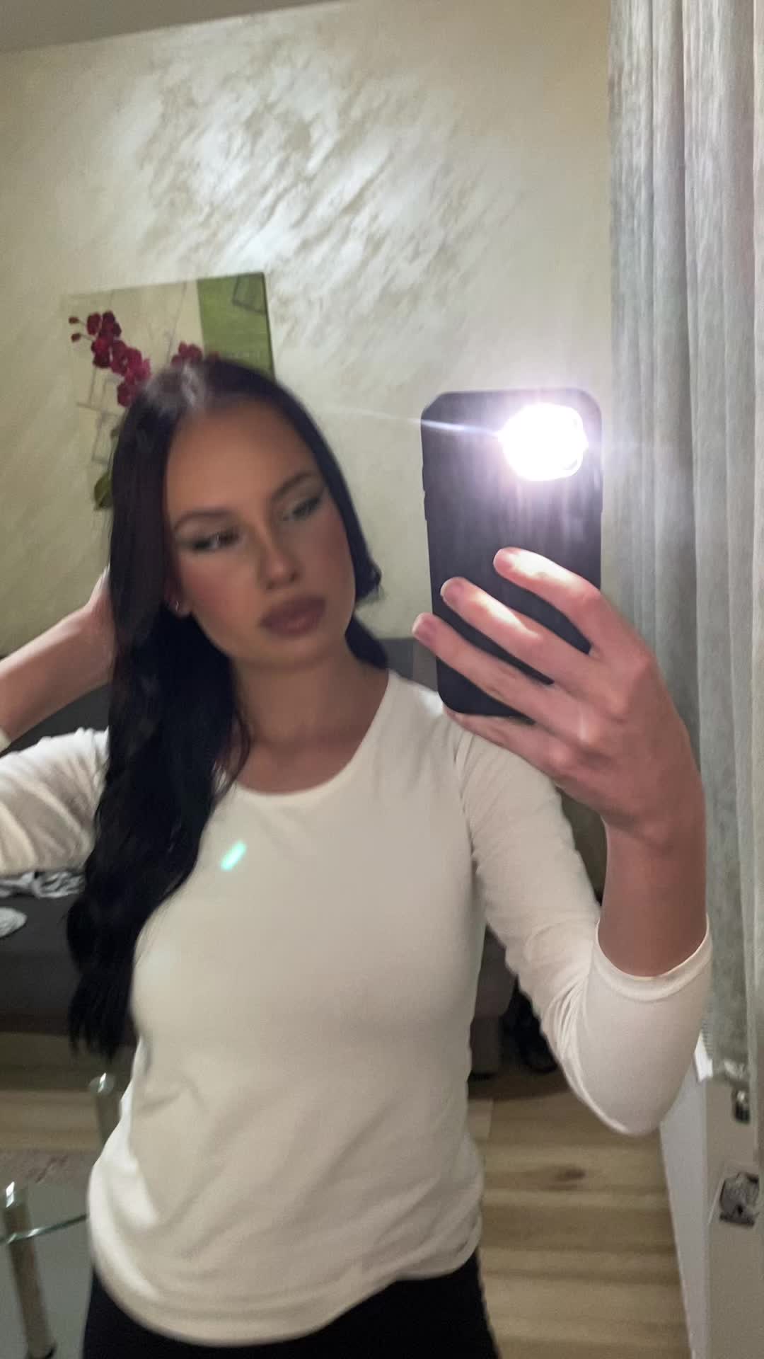 @симона