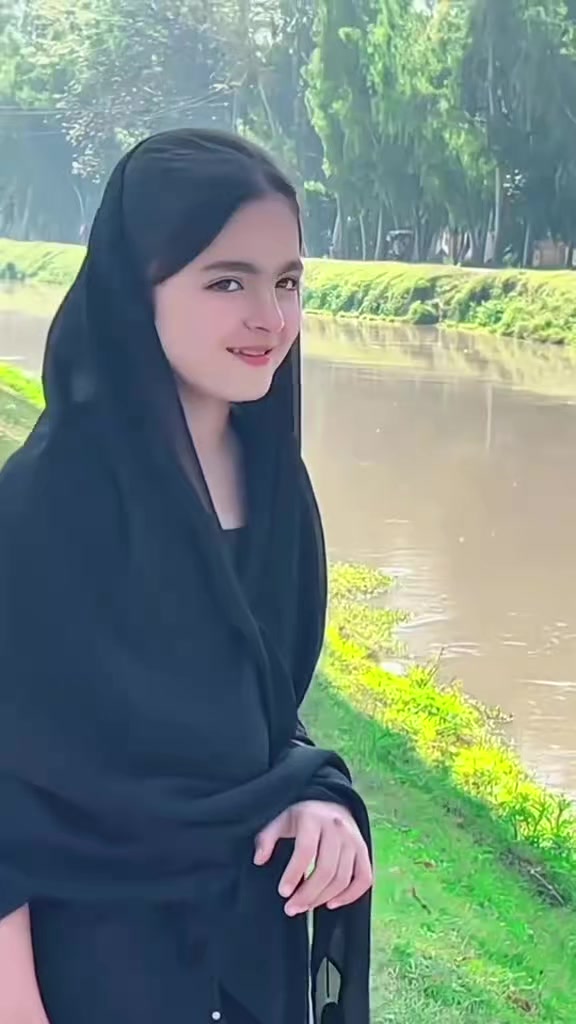 @🤷♀️Habiba💔khan👑