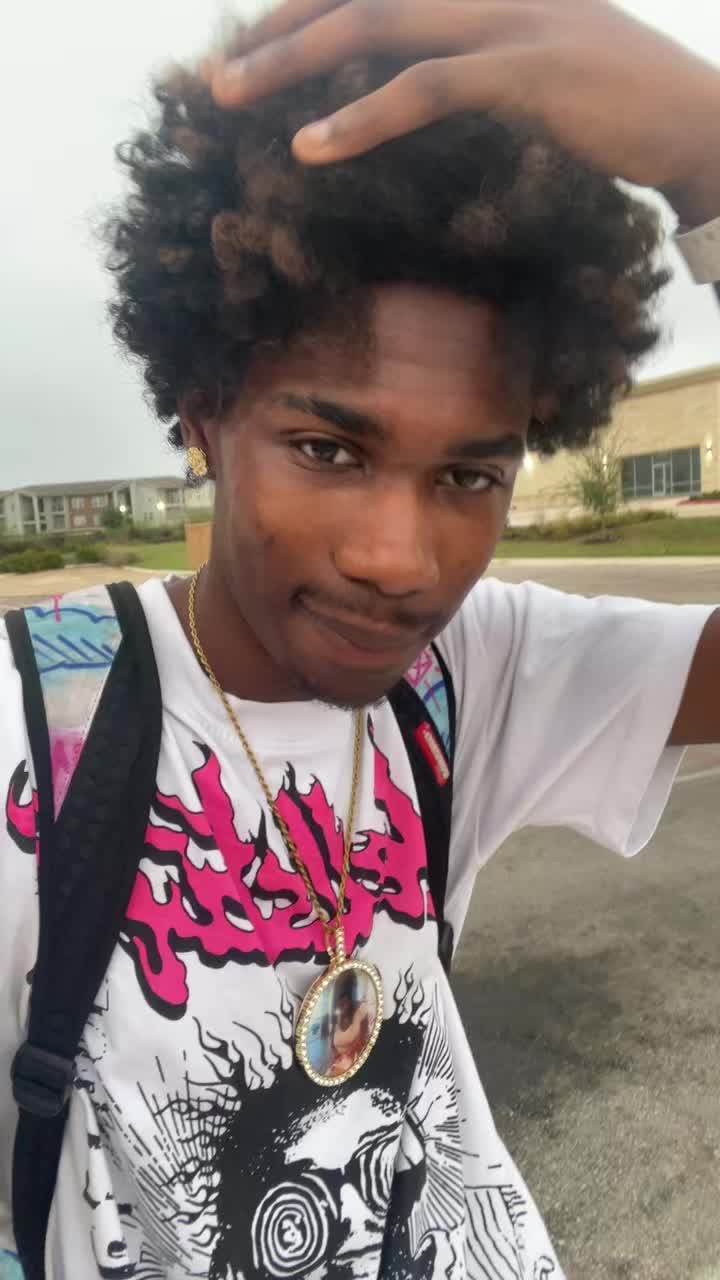 @Isaiah🍫