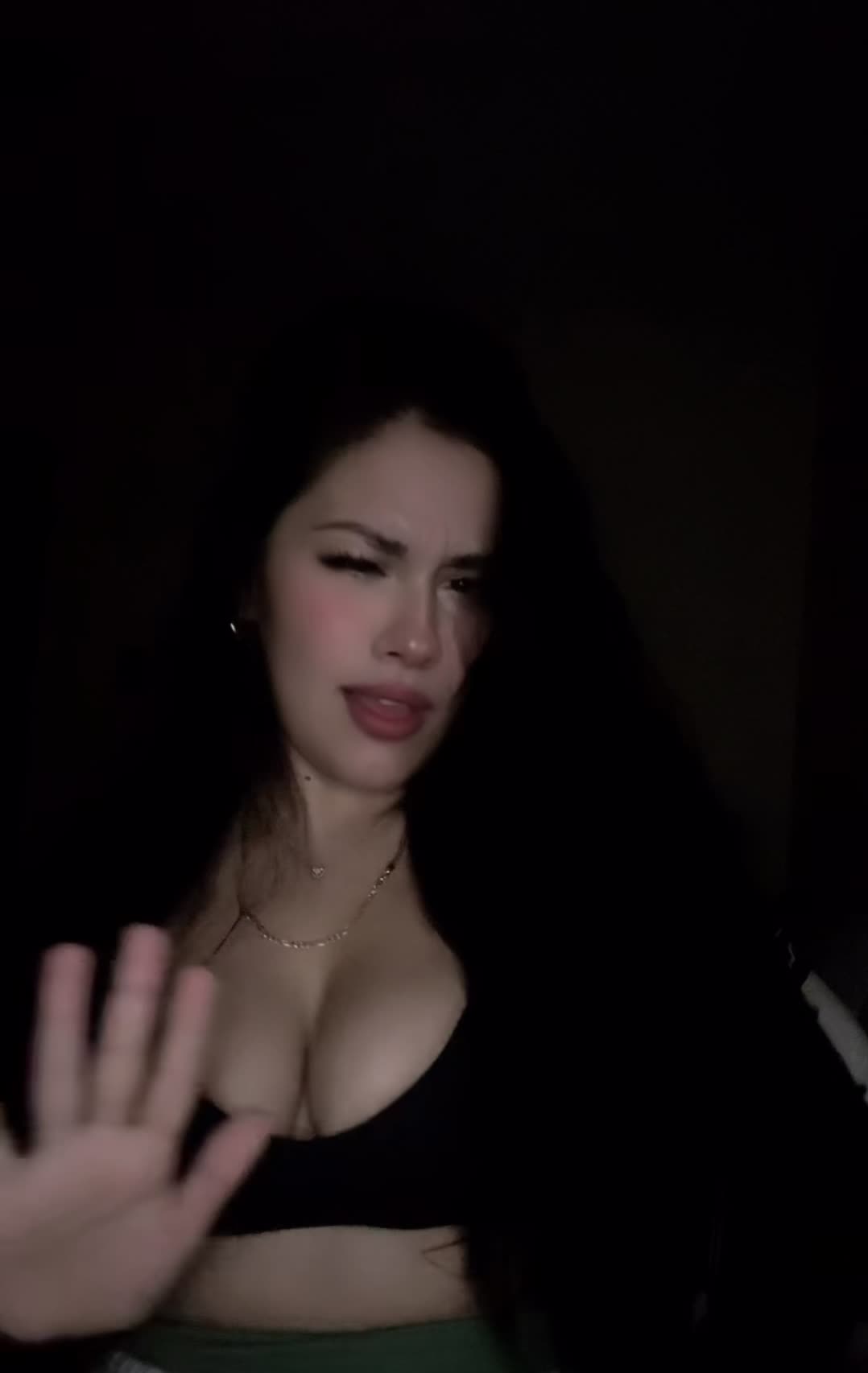 @❀.