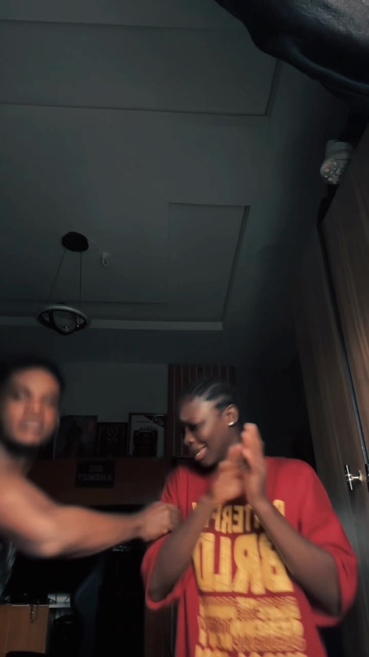 @Ella Rani
