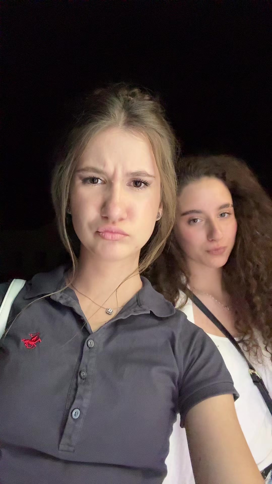 @🧛🏻&zwj;♀️