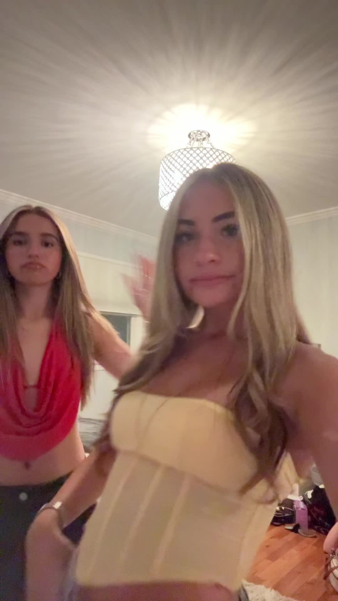 @SammyKobel