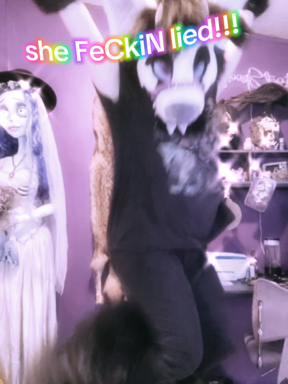 @🎃💜TOONEY THE HELLHOUND💜🎃