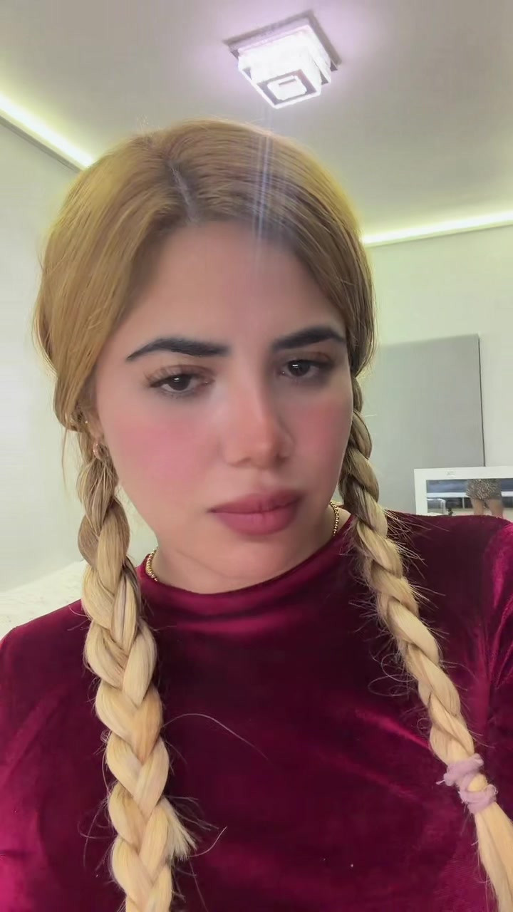 @Júlia