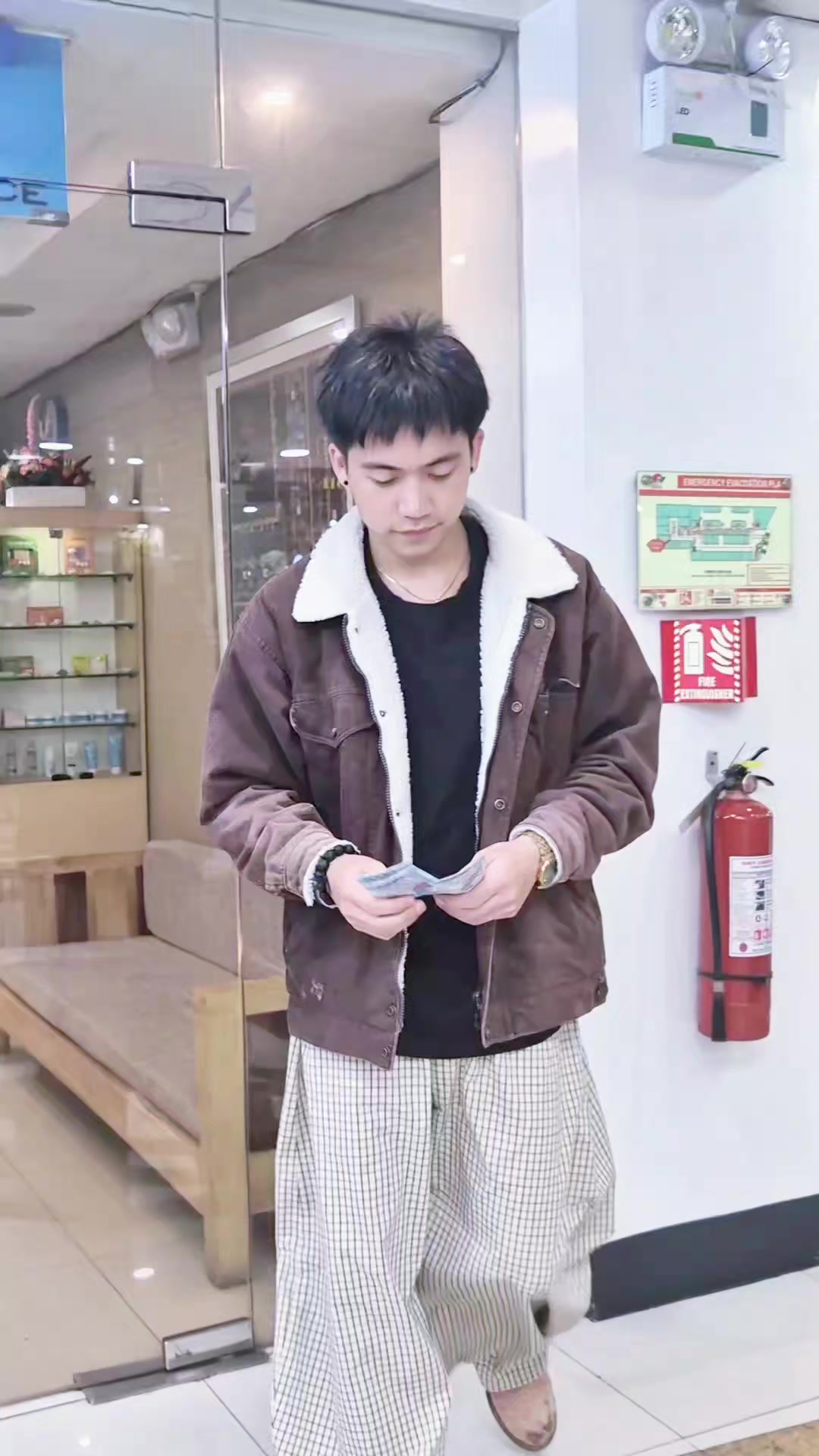 @JIMOWCHI