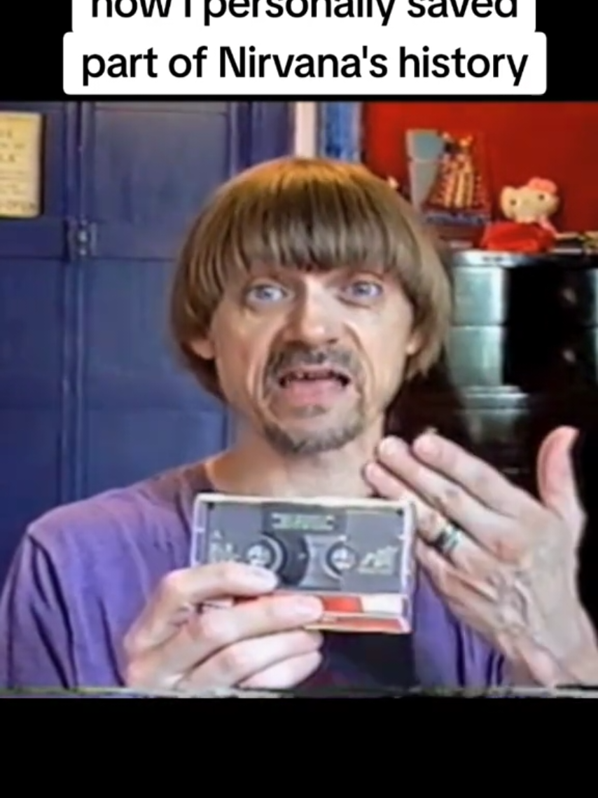 @Weird Paul