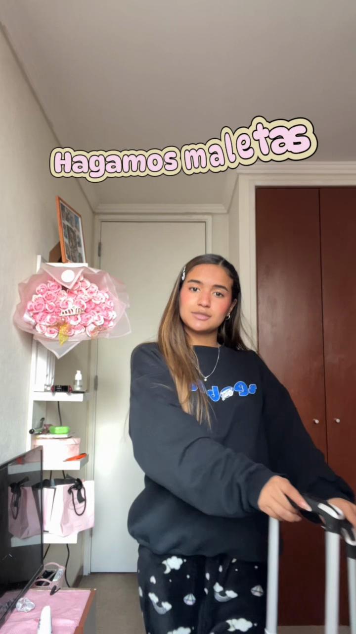 @danielaaa_1215