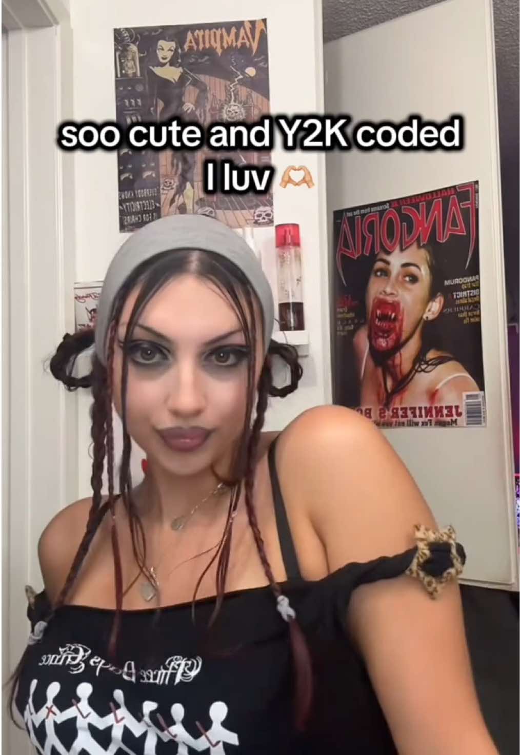 @👻