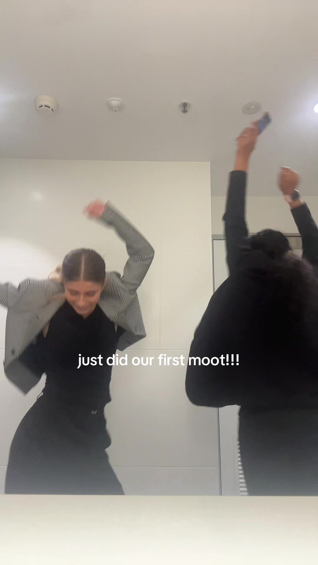 @leila