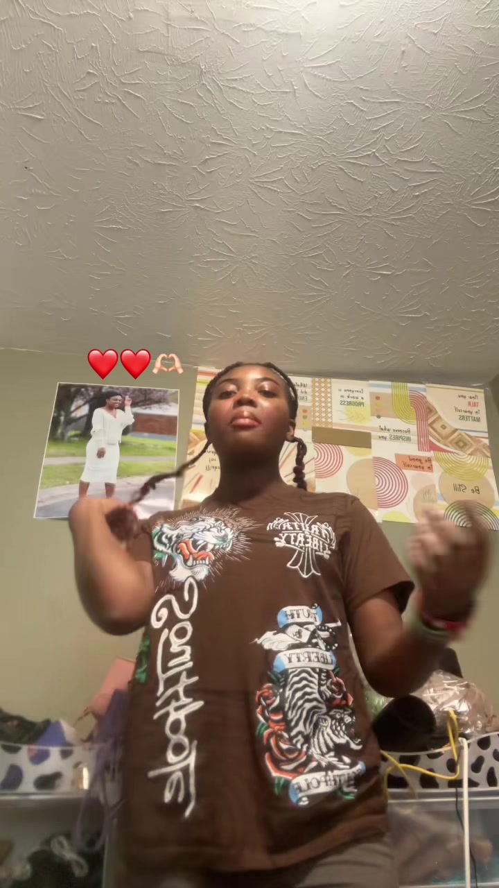 @Debora Elekamo