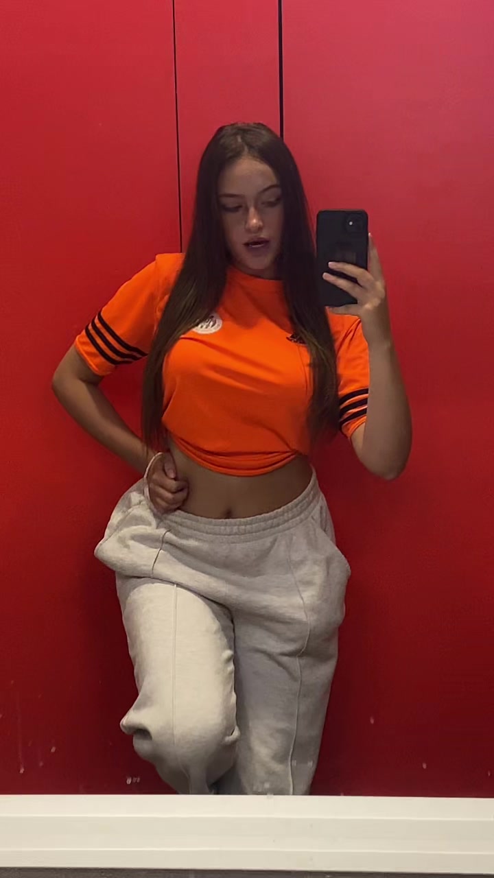 @💫