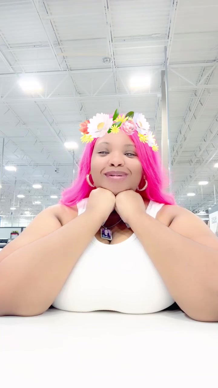 @Lovely Peaches