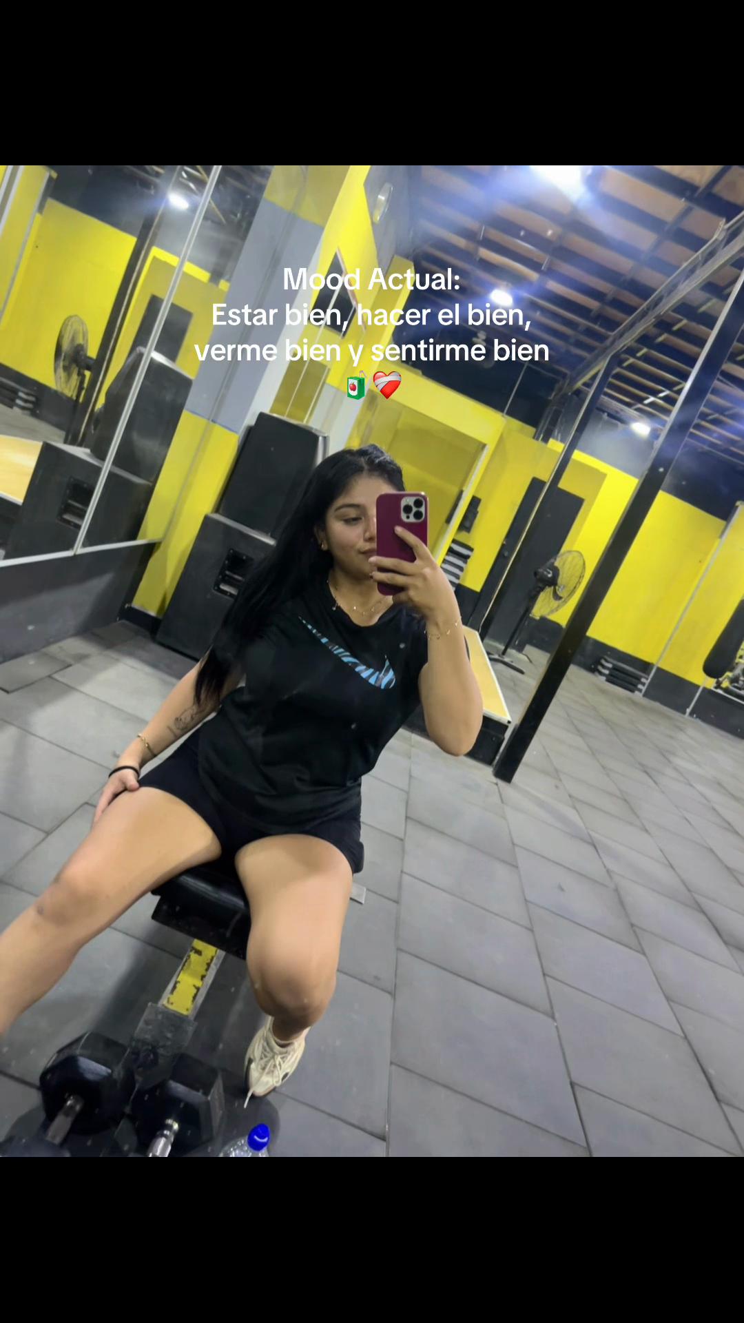 @🦋
