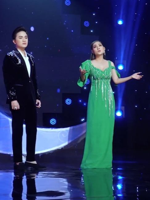@Nam Việt Bolero