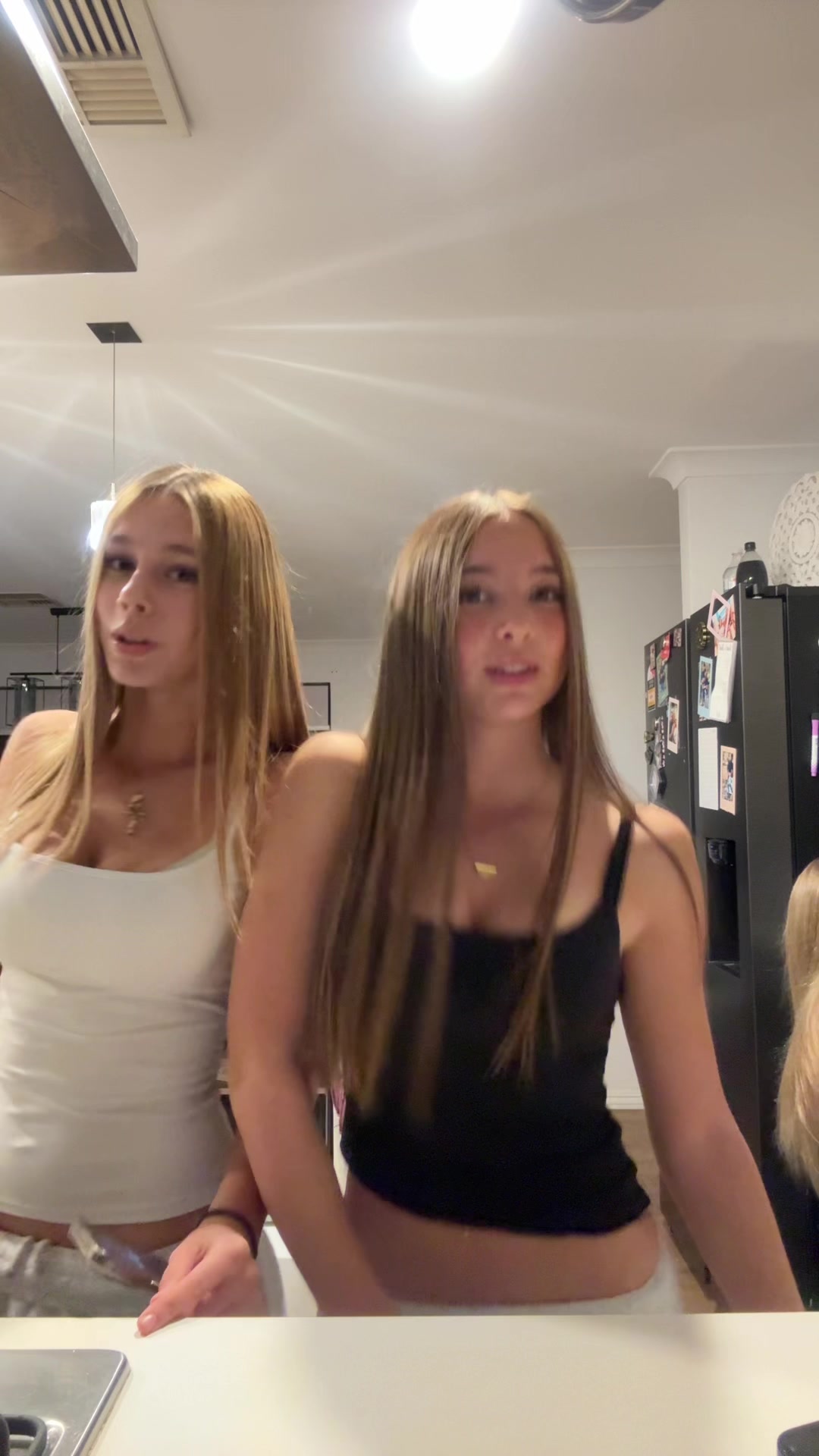 @𝙰𝙽𝙽𝙸𝙴