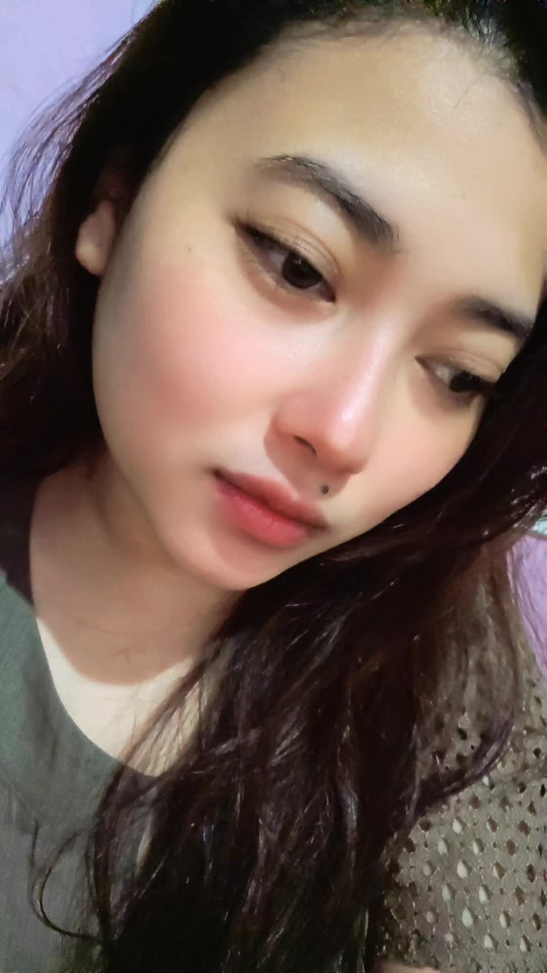 @r3nnyNurAnnia