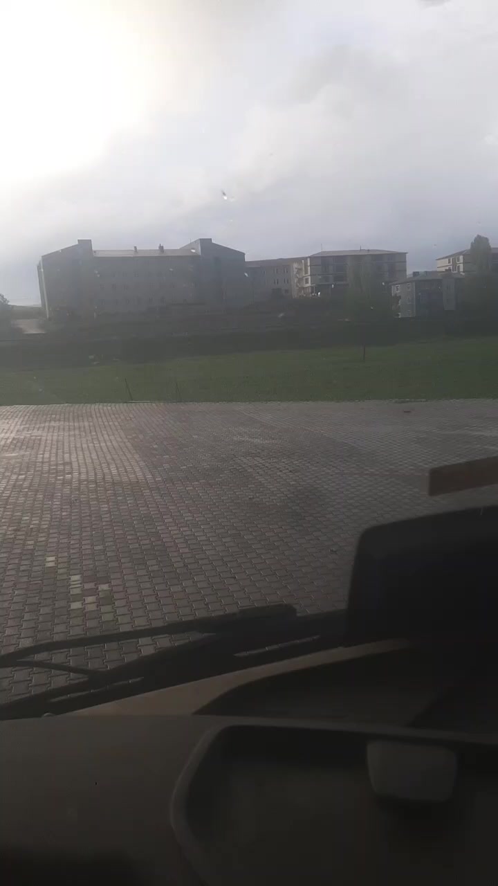 @unal ayhan