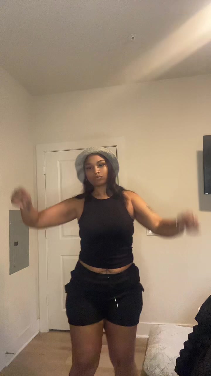 @Lexis Brown