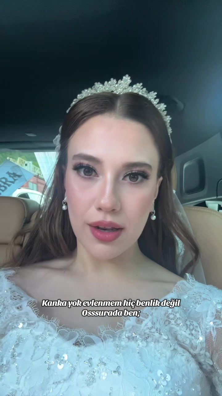 @kubracelebiogluu