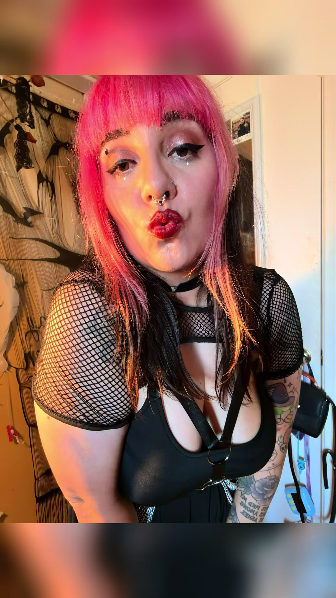 @lacriiimosaaa
