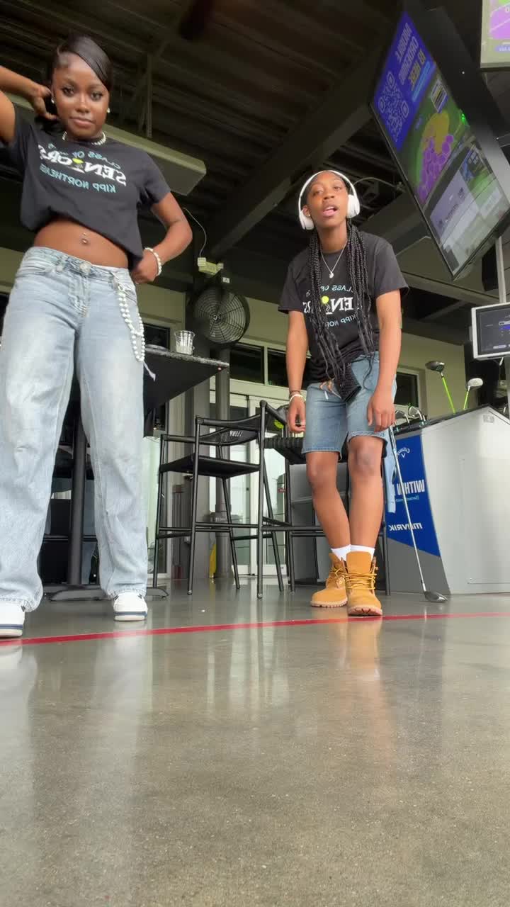 @12 fingers + tongue combo???