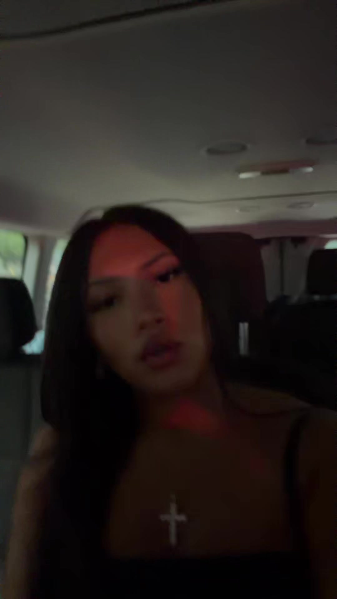 @yamila