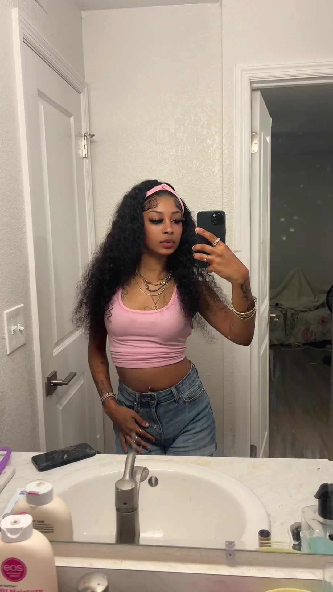 @yofavsfavfem