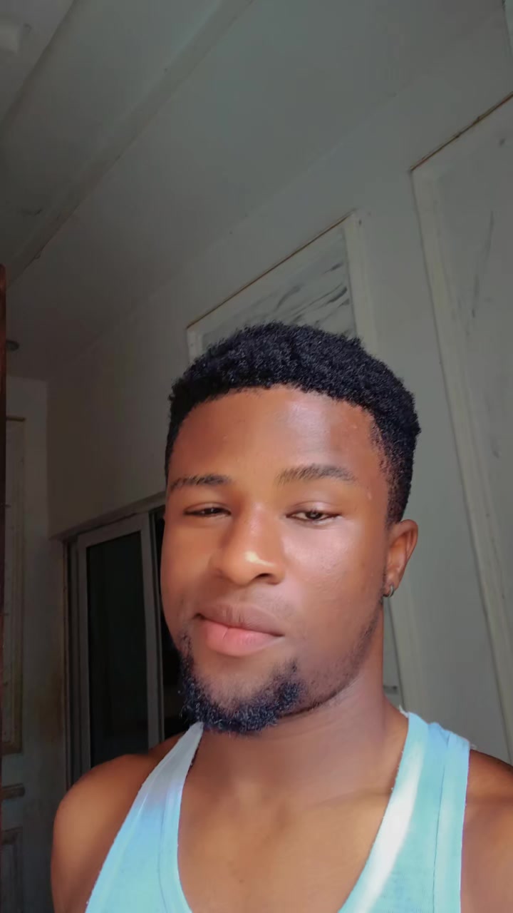 @celebrityboyfriend04