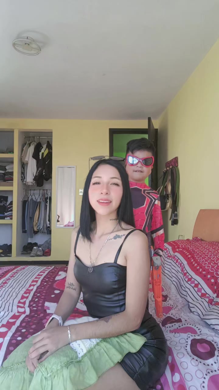 @Guadalupe Hernandez Ü