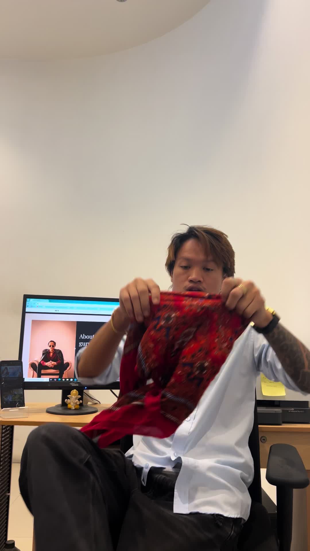 @Sugams_hotsausage
