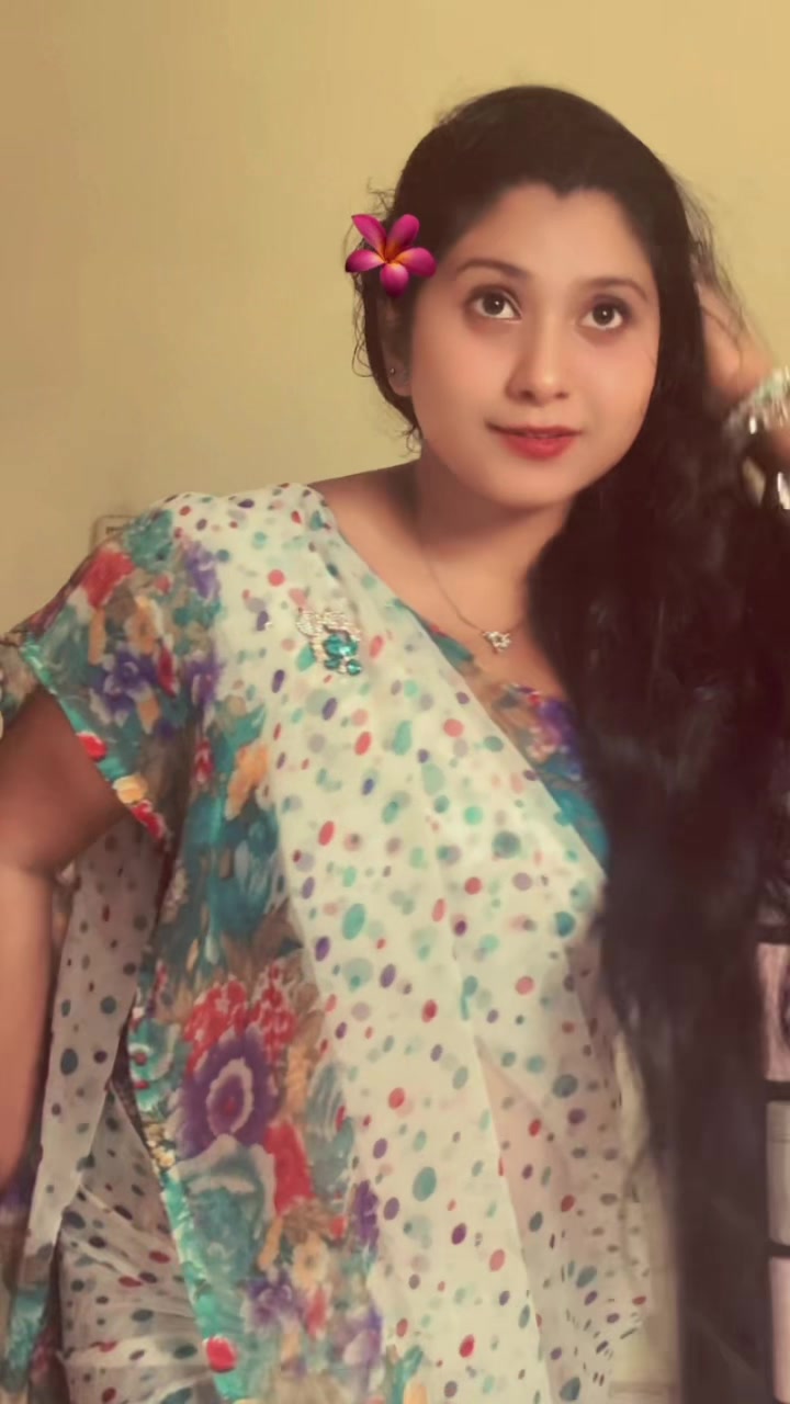 @Maya 😍 மாயா 🧿
