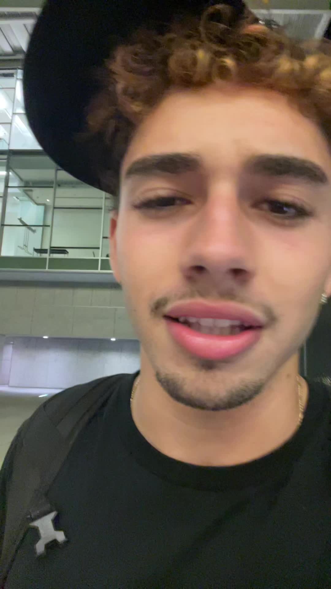 @Jorgito