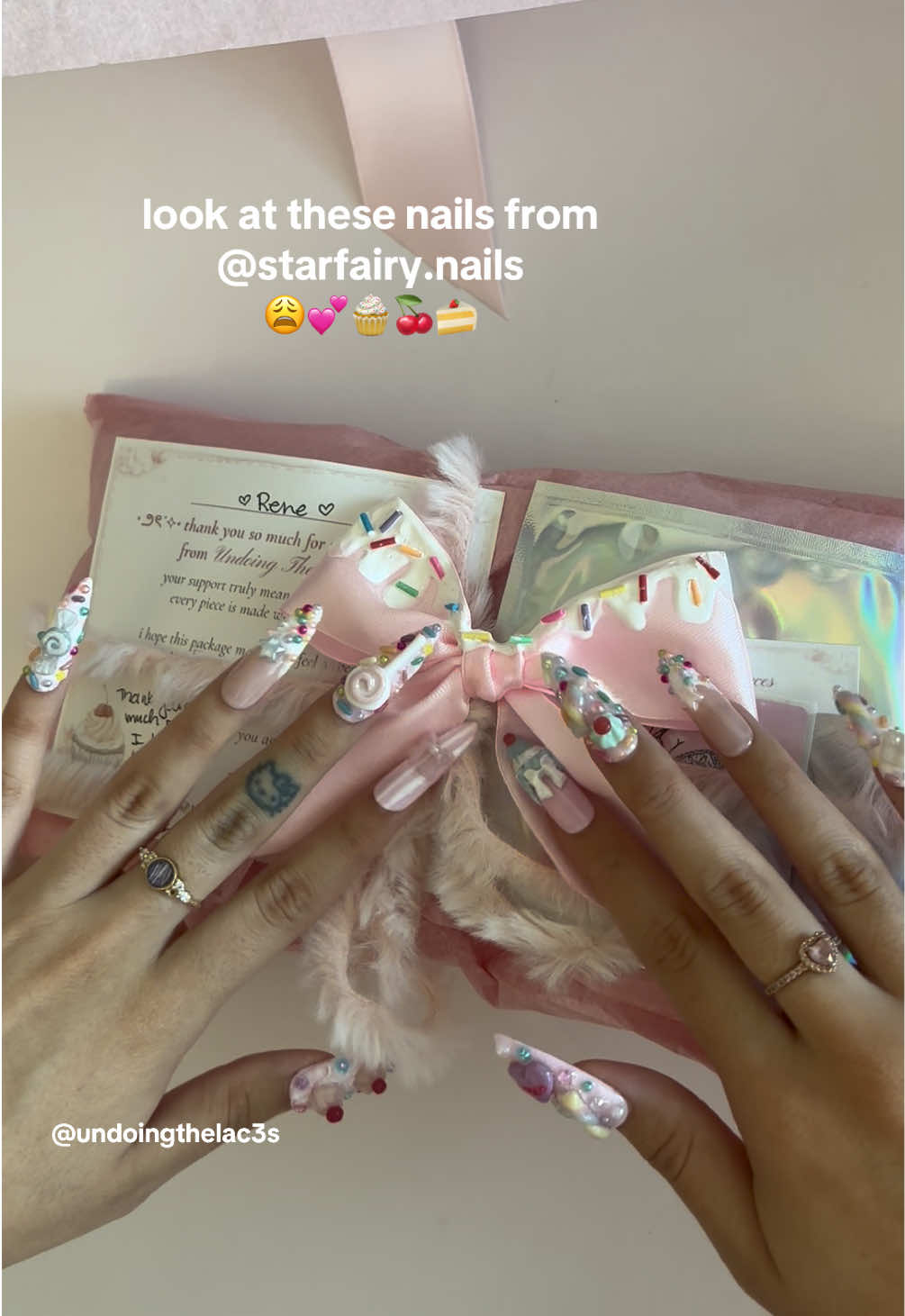 @undoing the laces 🧁🎀