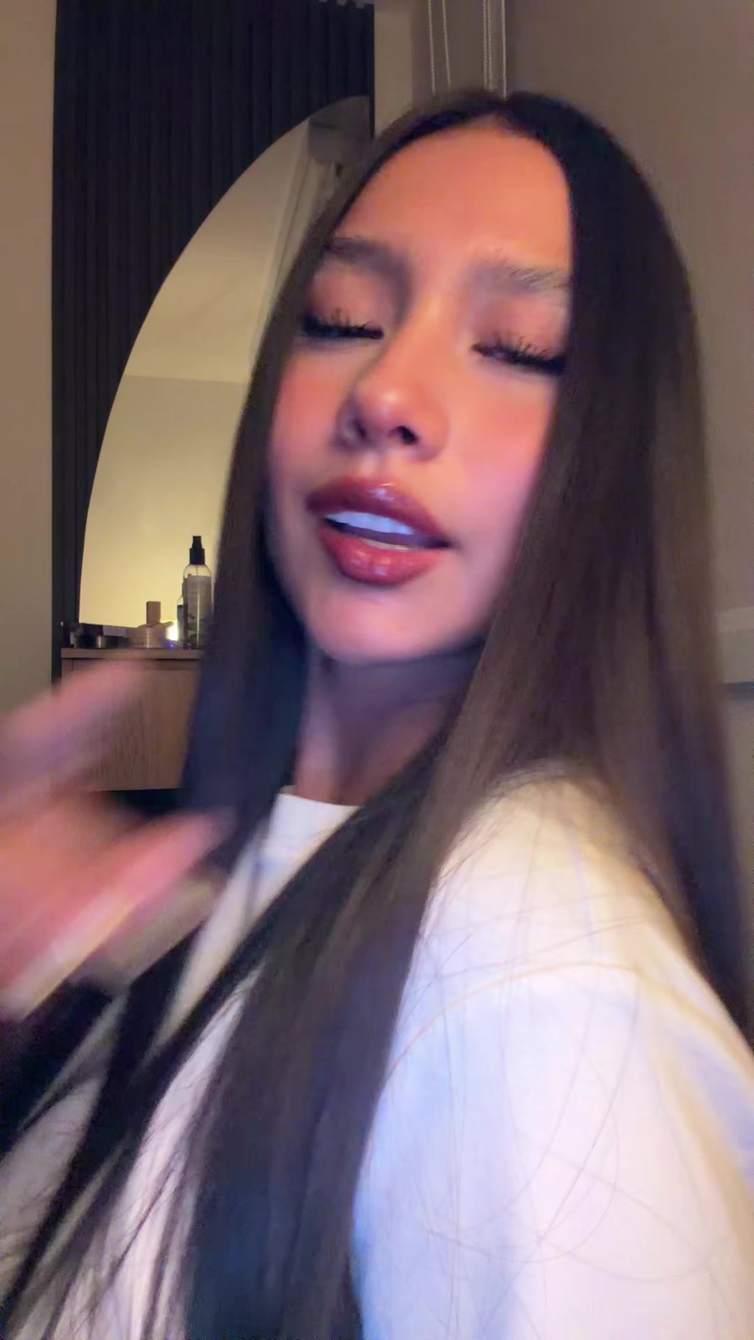 @Valeaarangoo