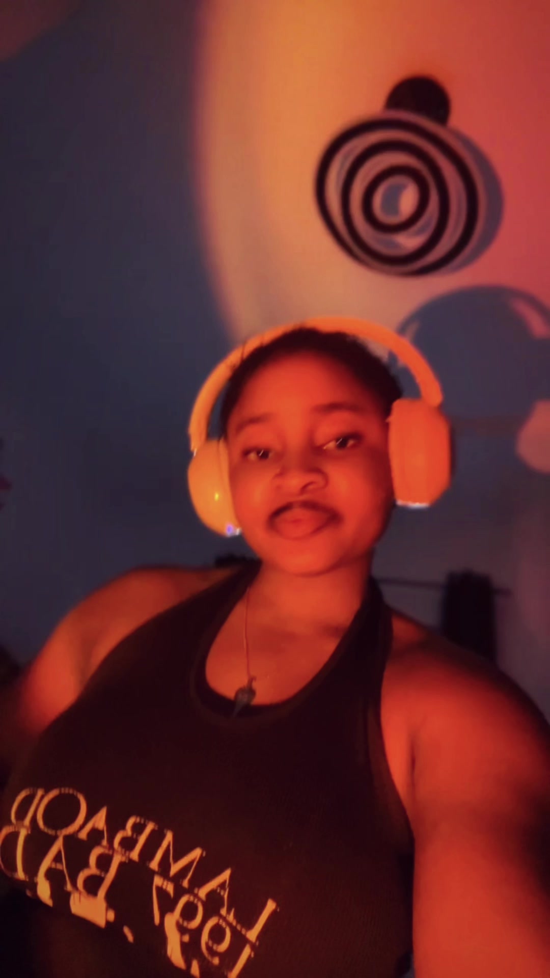 @Mirabell👅🥵