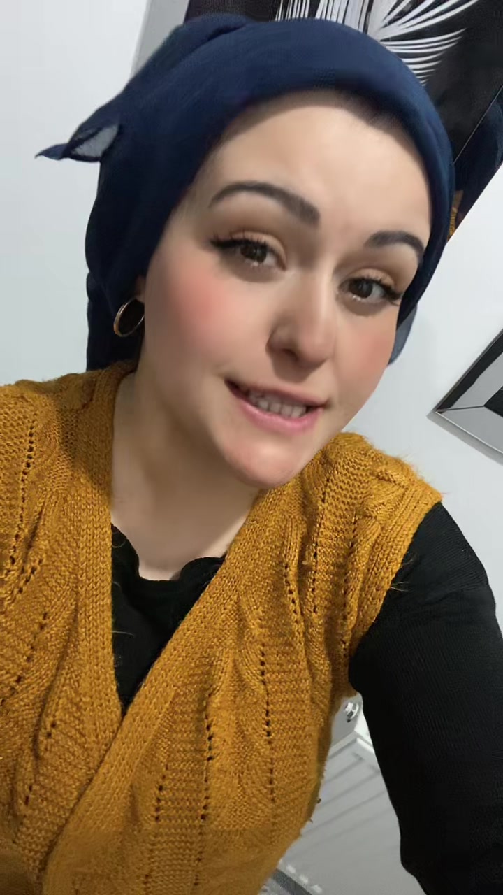 @Ayşenur