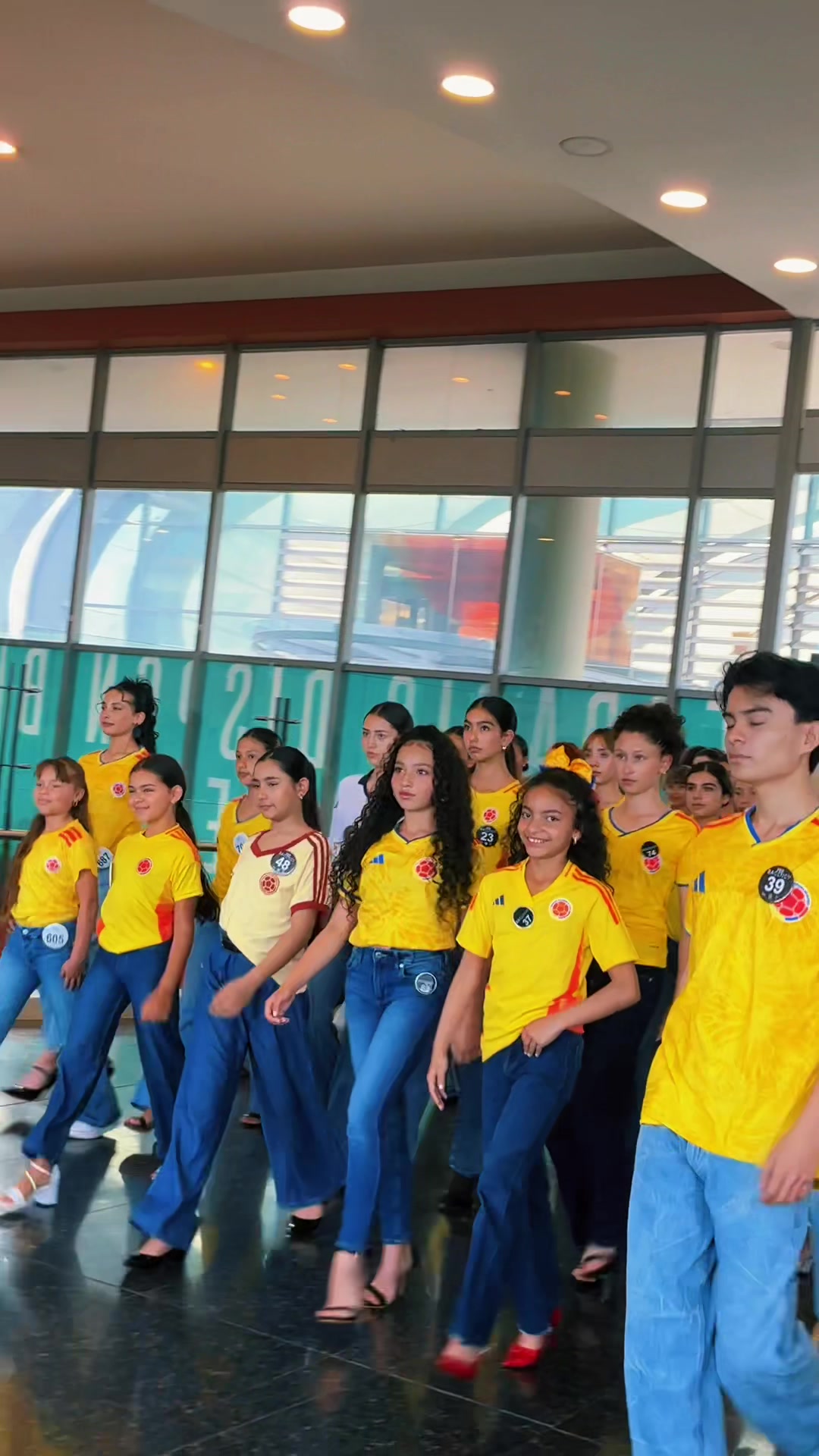 @𝐼𝑠𝑎ᥫ᭡𝑒𝑙𝑙𝑎 👑