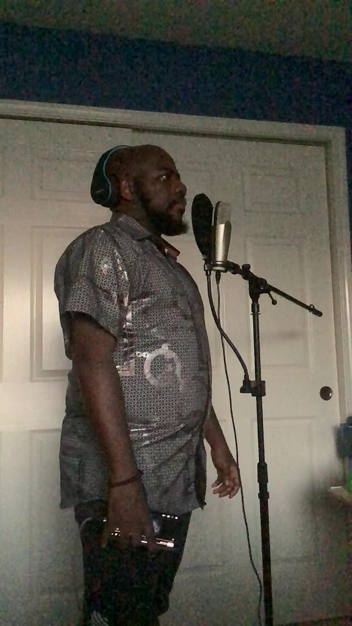 @Nificent Weezy D-Money23