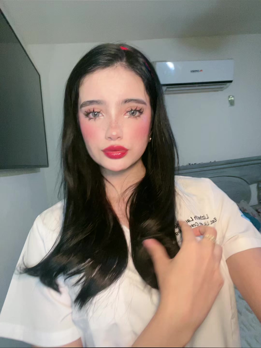 @Lizbeth Sofía 🦢